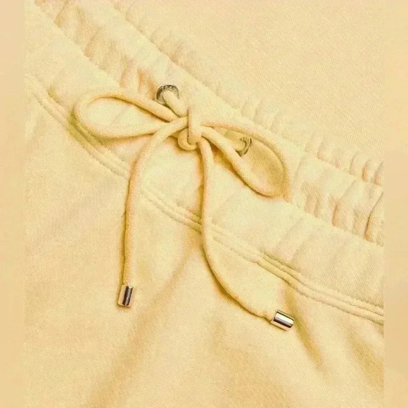 FRAME
Cropped Wide-Leg Sweatpants - Picture 6 of 10